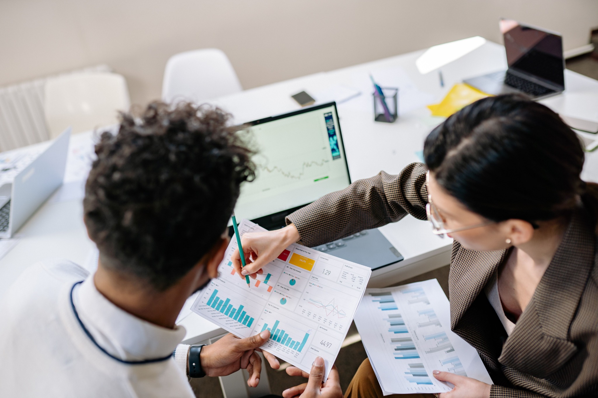 Conversación de prospección comercial B2B